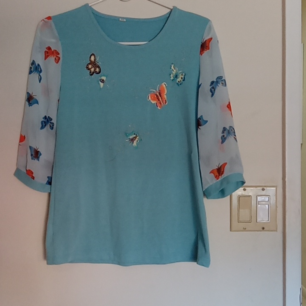 Butterfly top sheer sleeves large medium